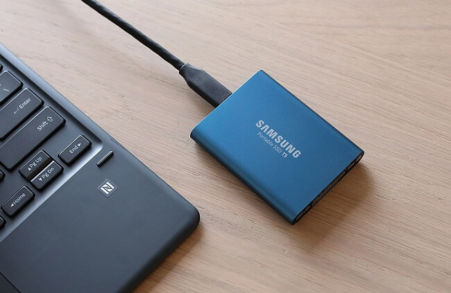 Ổ cứng di động SSD Samsung T5 rất nhỏ gọn